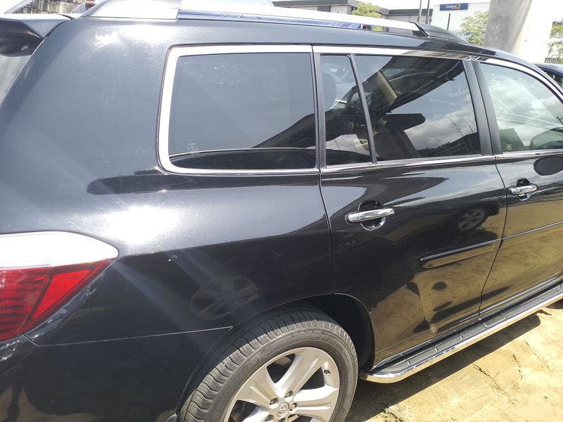 Thumbnail 2 of 2010 Toyota Highlander limited